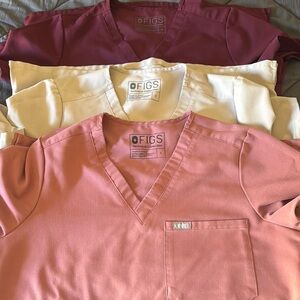 Figs Scrub Tops one pocket